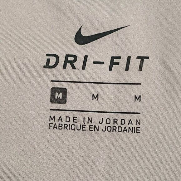 NEW Nike Pro Tight Fit Shorts Medium 2.5" Training Run Gray Dri Fit Clinching - Picture 6 of 14